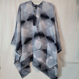 Nwt Modena Elegant Women's Black & Gray Patterned Poncho Aztec Tribal Western